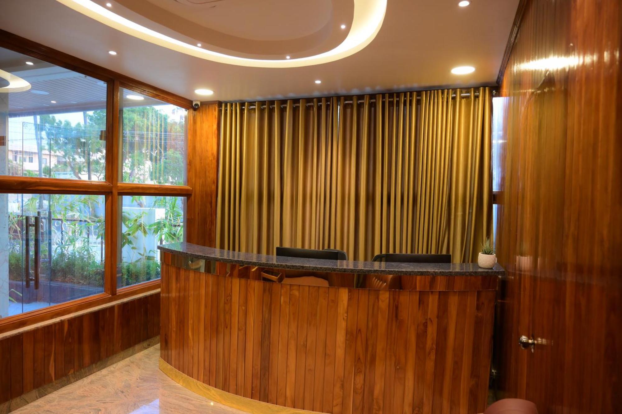 Ramraj Resort Kanyakumari Eksteriør bilde